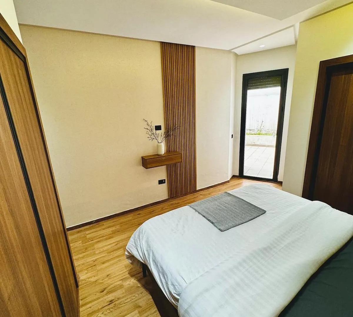 Apartment With Gym ! Private Parking Kazablanka
